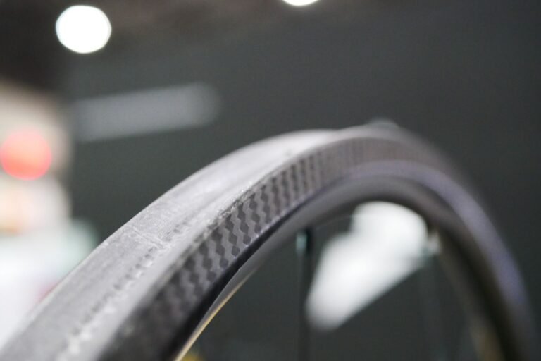 Ruedas bicicleta competición: ¿cuál elegir?
